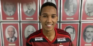 João Lucas-Flamengo