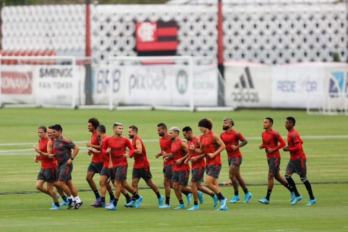 Jogadores-Flamengo-Reunião-Organizadas