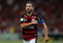 Everton-Ribeiro-Paulo-Sousa-Flamengo