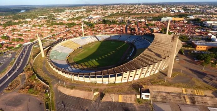 Estádio-Albertão-Altos-Flamengo
