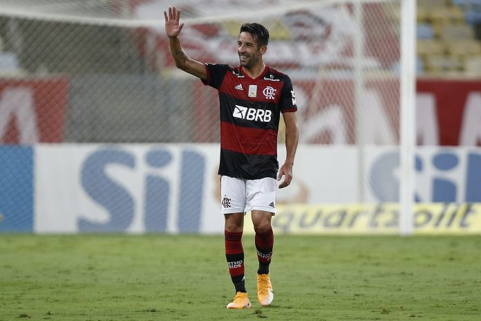 Flamengo rescinde com Isla